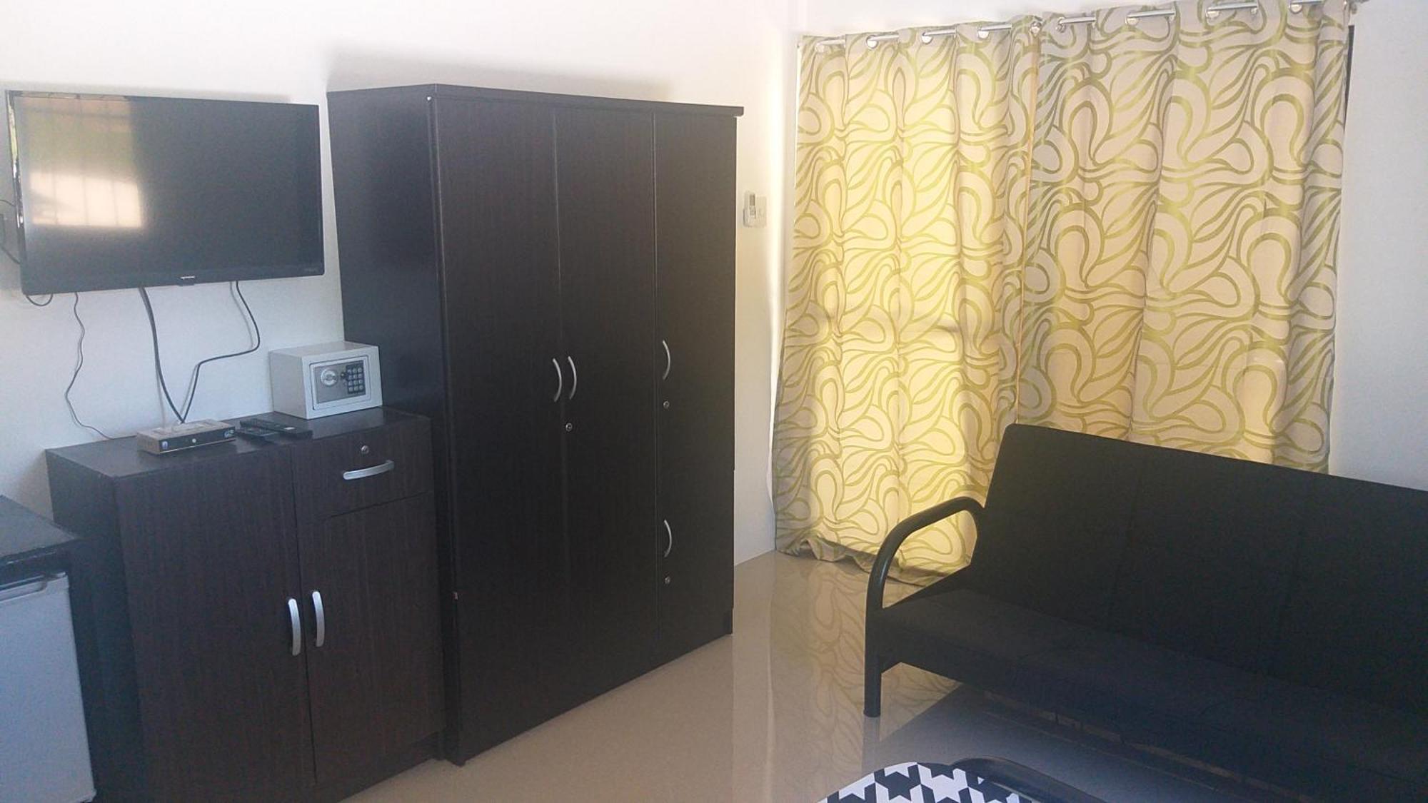 Ub Home Dauis Oda fotoğraf