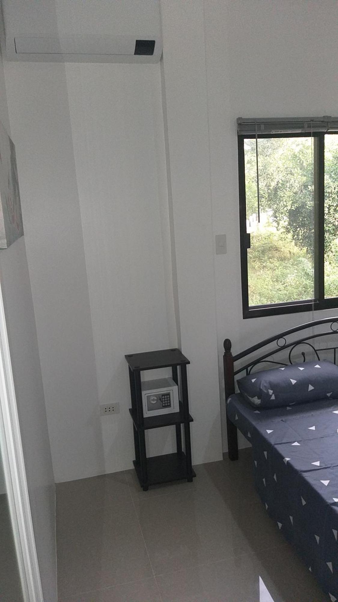 Ub Home Dauis Oda fotoğraf