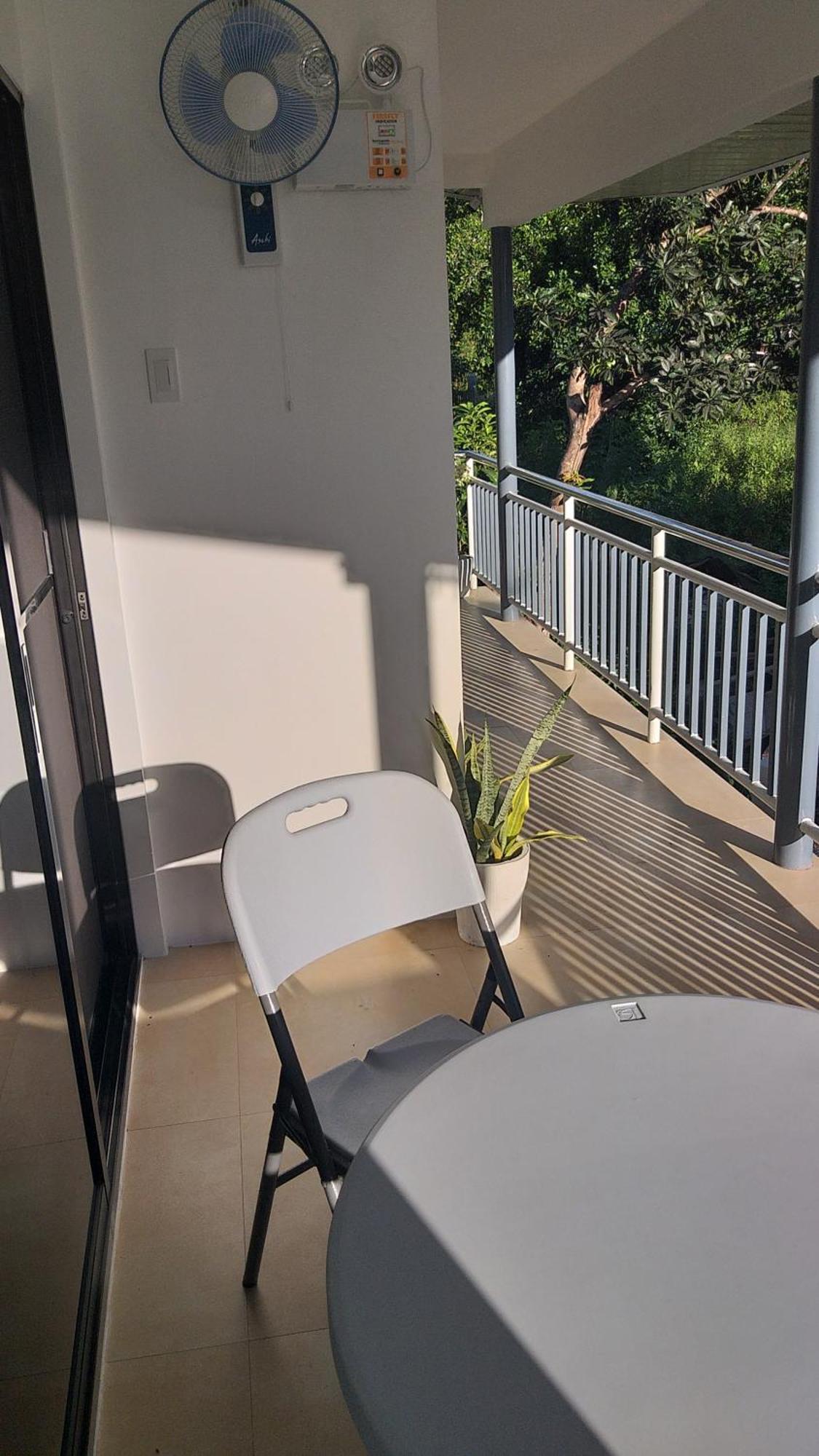 Ub Home Dauis Oda fotoğraf